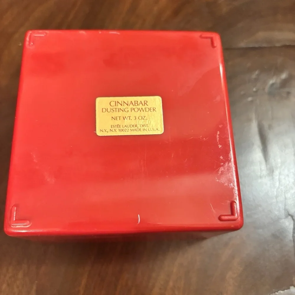 Vintage Estée Lauder Cinnabar Dusting Powder 3‎ Oz Red Box New Unused